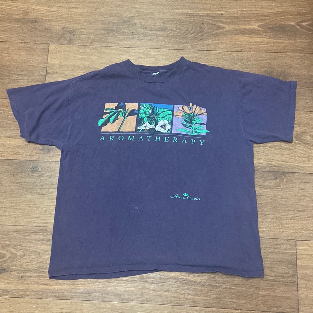 Vintage tshirt purple aromatherapy